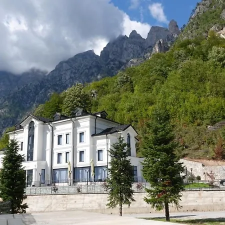 Two Brothers B.a&s Hotel 4*